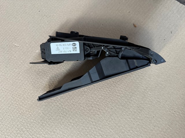 Педали газа 9J1721507 PORSCHE