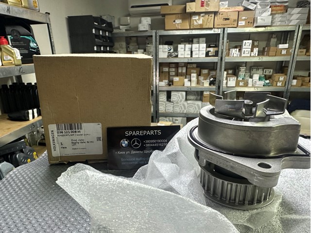 Помпа охлаждения 036121008M VAG