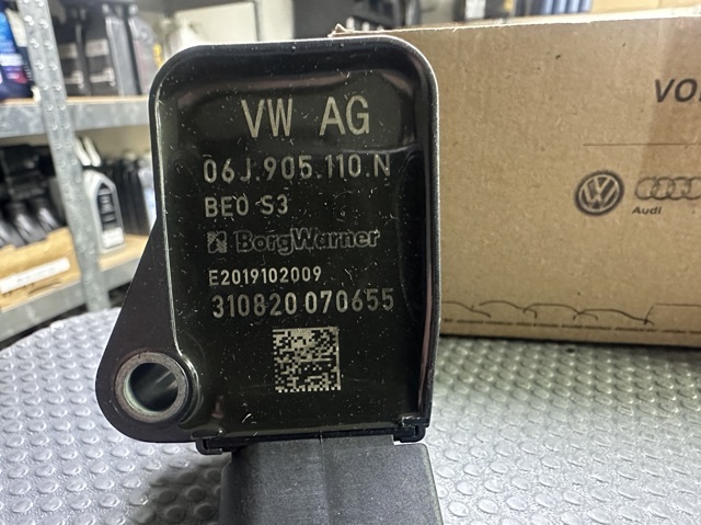 Катушка 06J905110N VAG