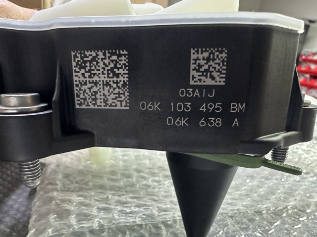 Сепаратор системы вентиляции картера 06K103495BM VAG