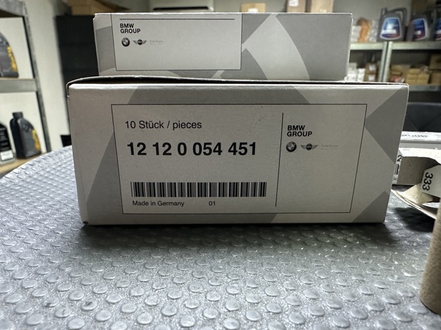 BMW 12120054451 Свечи зажигания в наличии Полтава