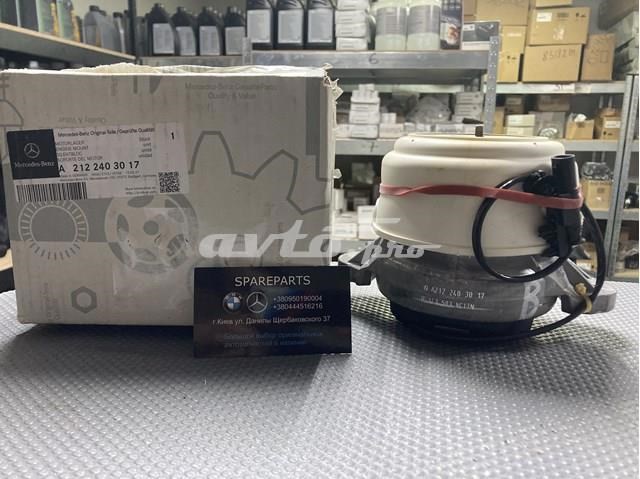 Левая подушка двигателя 2122403017 MERCEDES