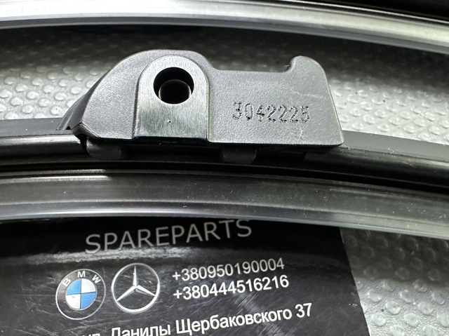 MERCEDES 2218201300 Щетки стеклоочистителя в наличии Ирпень