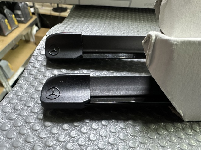 MERCEDES 2228201345 Щетки стеклоочистителя в наличии Украина