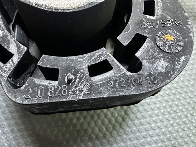 22326777389 BMW Подушка трансмиссии (опора раздаточной коробки) купить в Ужгород