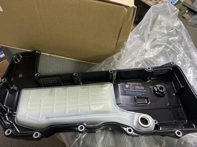BMW 24115A13223 Поддон АКПП в наличии Винница