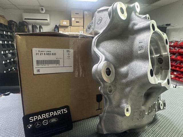 31216853820 BMW Цапфа передняя правая купить в Украина