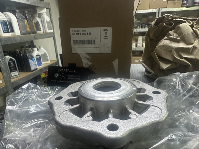 Опора амортизатора 33506882819 BMW