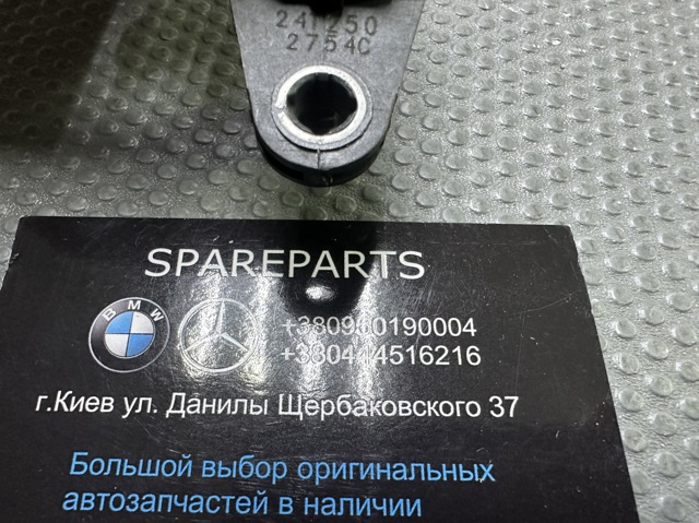Датчик положения распредвала A2769051000 MERCEDES