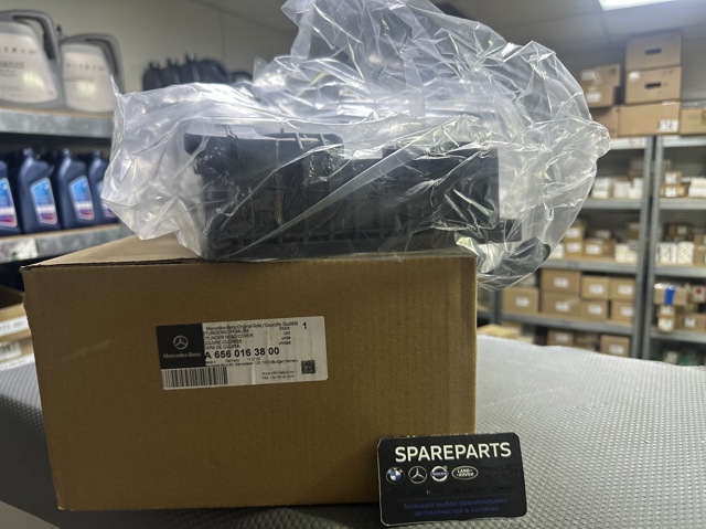 Крышка клапанов A6560163800 MERCEDES