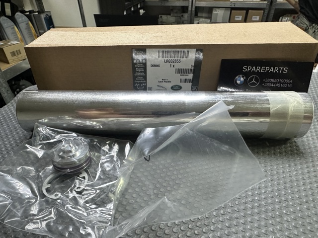 Ресивер кондиционера LR032855 LAND ROVER