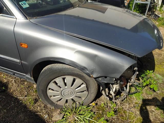 Крыло переднее правое vw passat b5+ . под ремонт. цвет 8j8j синий. цена за голую деталь. 3B0821106E