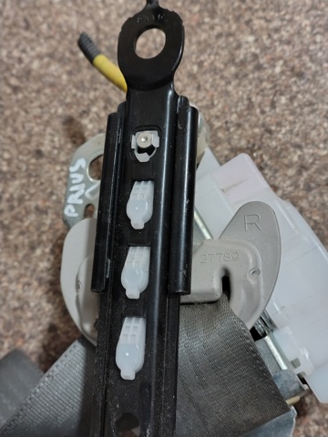 7321047140B1 TOYOTA Ремень безопасности купить в Ужгород