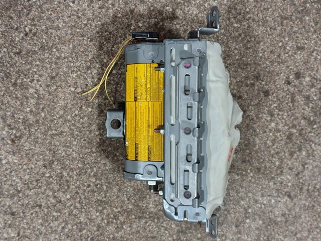 7396048020 TOYOTA Подушка безопасности пассажира купить в Кривой Рог
