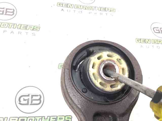 04766423AD CHRYSLER Рычаг передней подвески нижний левый купить в Ужгород