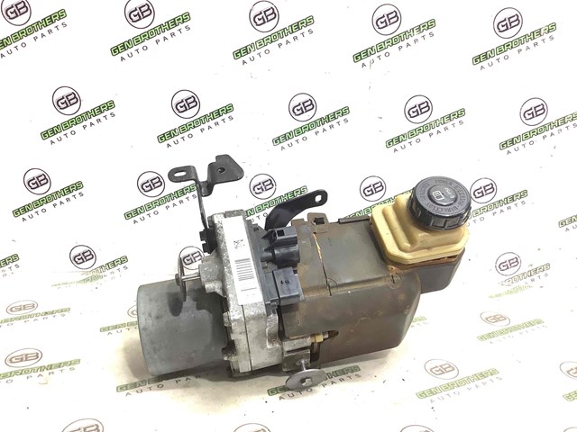 Насос гидроусилителя руля (ГУР) 491103KA0B NISSAN