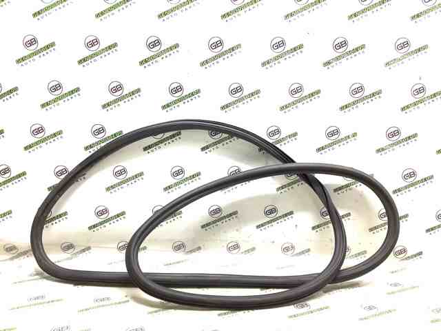 4G0831721A VAG Уплотнитель двери передней (на кузове) купить в Кривой Рог