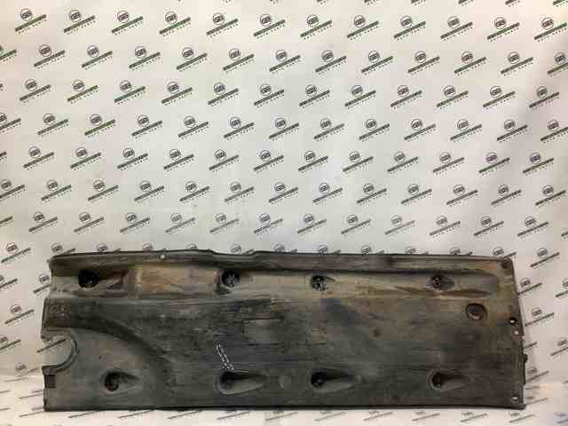 VAG 561825202C Защита днища правая в наличии Каменское