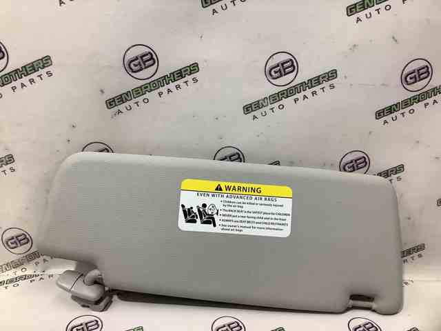 VAG 561857551A Козырек солнцезащитный в наличии Одесса