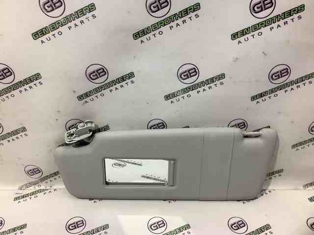 VAG 561857551A Козырек солнцезащитный в наличии Украина