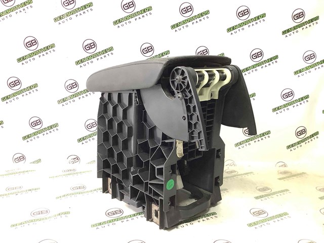 VAG 561864089 в наличии Ровно