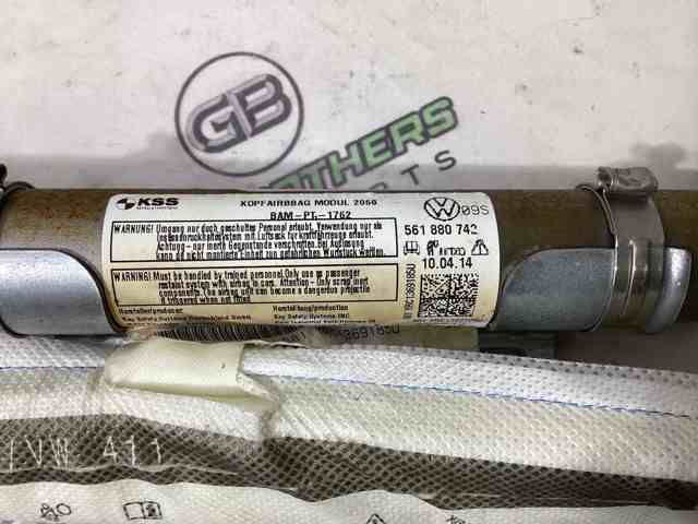 VAG 561880742 Шторка боковая, правая в наличии Запорожье
