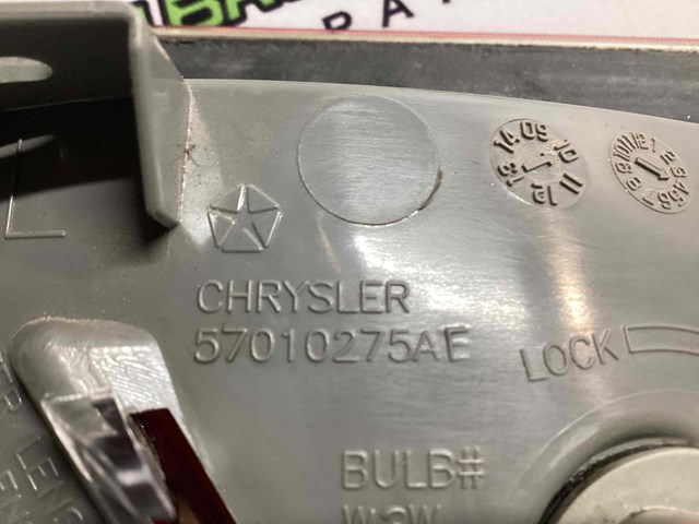 Фонарь задний левый, внутренний 57010275AE CHRYSLER