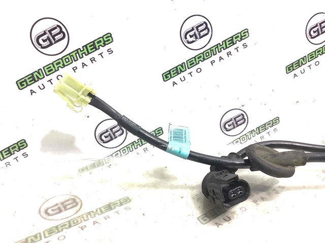 597962T000 HYUNDAI купить в Ужгород