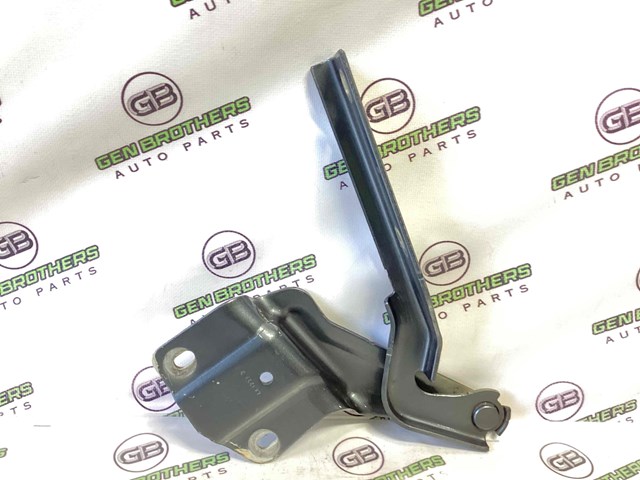 VAG 5C6823302 Петля капота правая в наличии Кривой Рог
