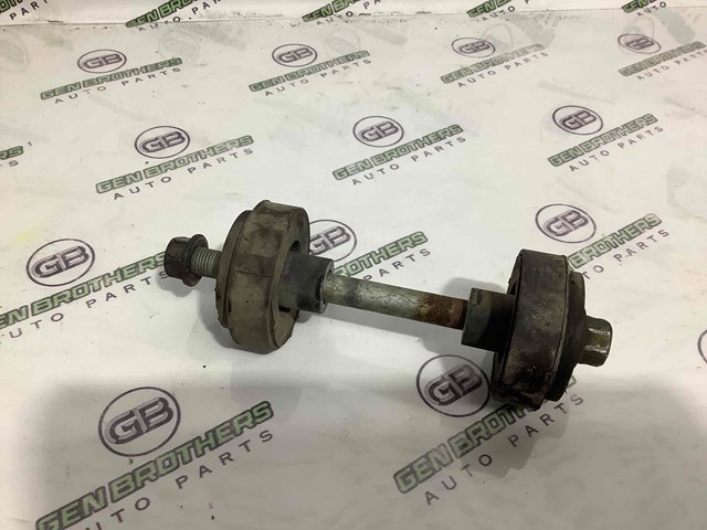 HYUNDAI 626172B000 Болт переднего рычага в наличии Сумы