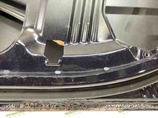 Пассажирская передняя дверь 68079390AD CHRYSLER
