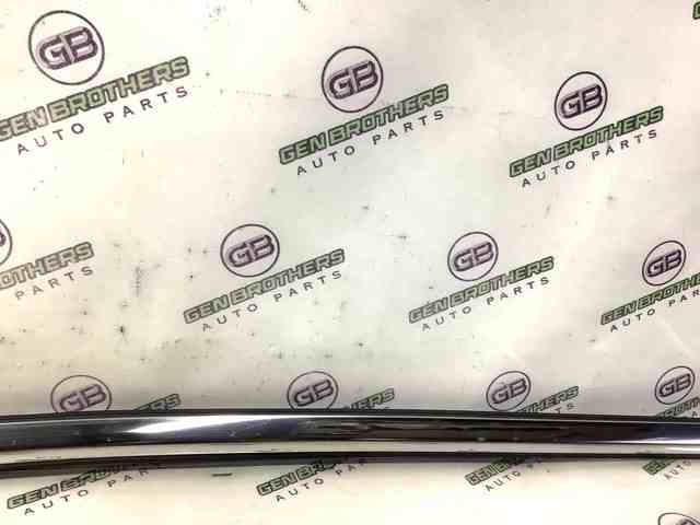 68142972AD CHRYSLER Уплотнитель стекла передней правой двери купить в Черкассы