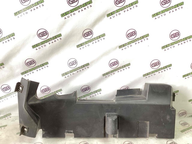 Воздуховод/дефлектор радиатора, правый 68207948AA CHRYSLER