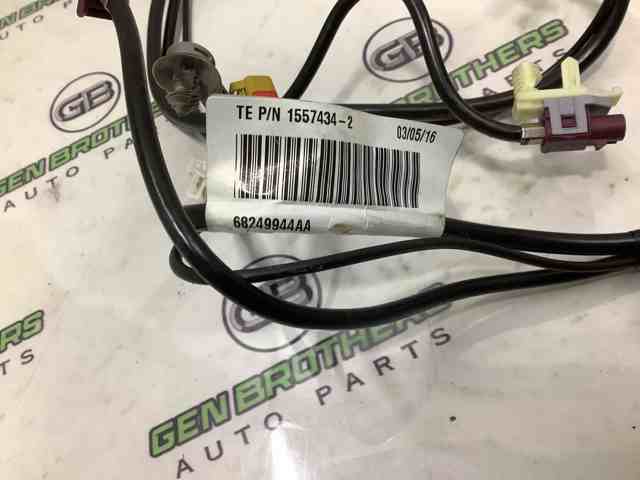 CHRYSLER 68249944AA в наличии Винница