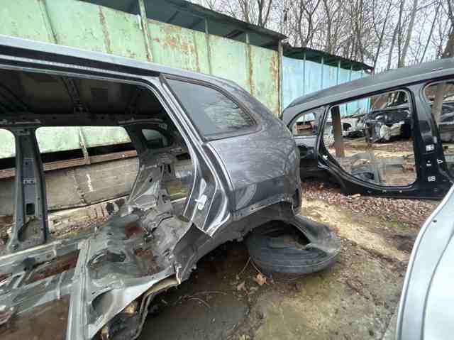 Ремчасть кузова левая 68340137AA CHRYSLER