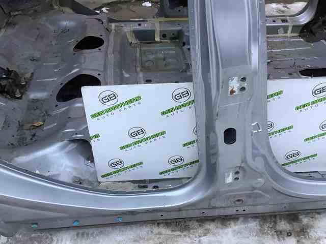 CHRYSLER 68340150AB Стойка кузова центральная правая в наличии Винница