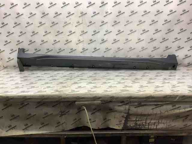 768505HK0A Накладка (молдинг) порога наружная правая купить Хмельницкий