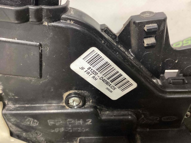 HYUNDAI 81320D4090 Замок двери передней правой в наличии Ровно