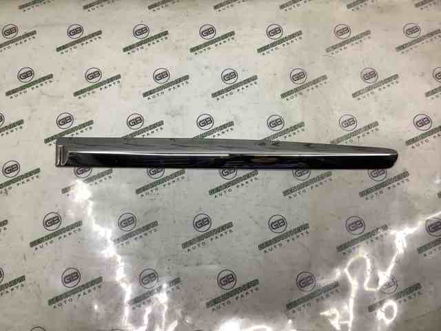 Молдинг двери задней левой 828719NF0A NISSAN