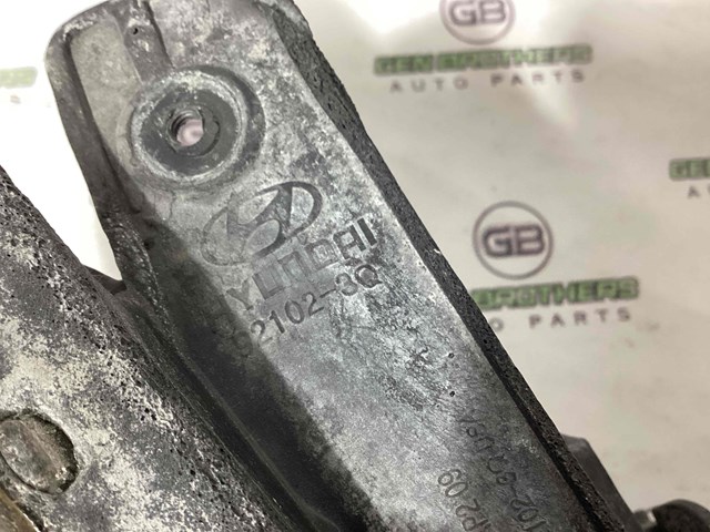 Фара передняя правая 921023Q000 HYUNDAI