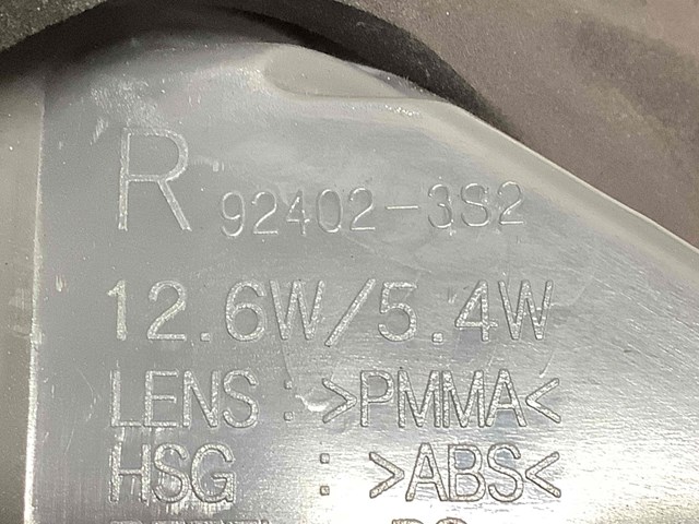 HYUNDAI 924024R050 Фонарь задний правый внешний в наличии Винница