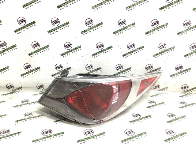HYUNDAI 924024R050 Фонарь задний правый внешний в наличии Харьков