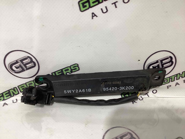 Антенна на крышу 954203K200 HYUNDAI