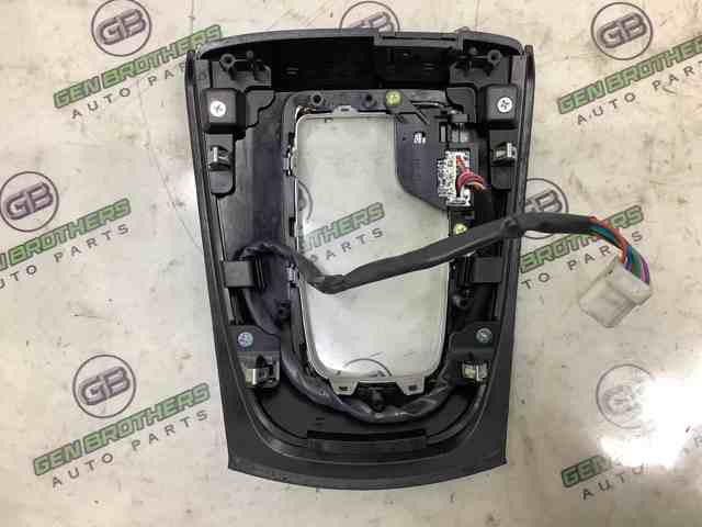 NISSAN 969415HK2A Накладка консоли рычага переключения передач АКПП в наличии Днепр