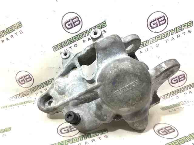 Кронштейн топливного насоса ТНВД A2740921234 NISSAN