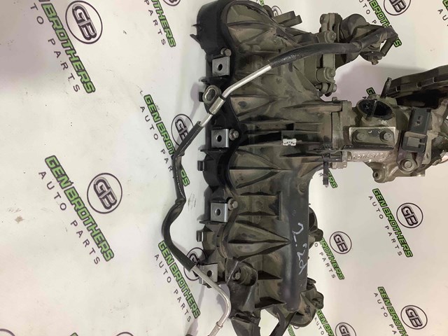 Коллектор впускной LR019987 LAND ROVER