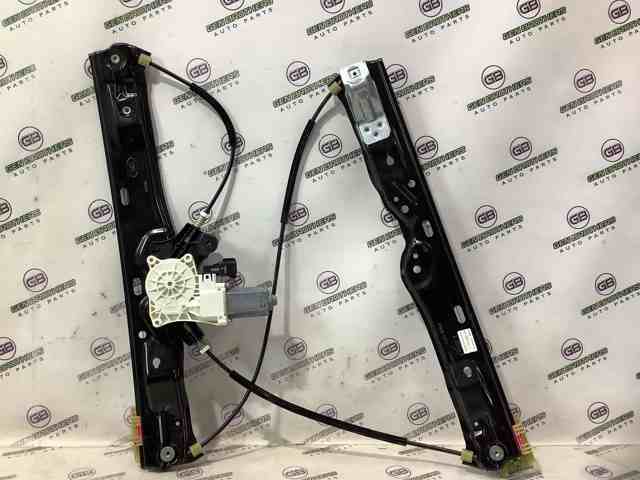 Стеклоподъемник передней левой двери LR058513 LAND ROVER