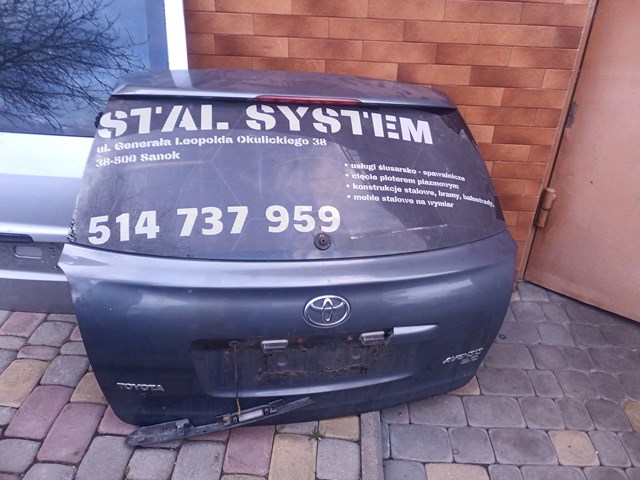 Дверь задняя багажная 6700505090 TOYOTA