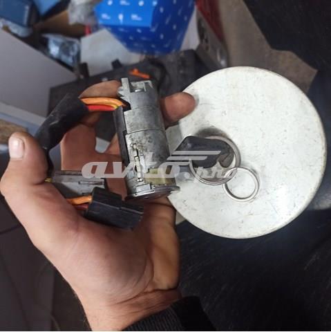 7700829695 RENAULT Крышка (пробка) бензобака купить в Запорожье