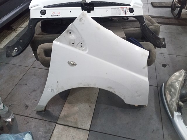 Правое крыло 7841T8 FIAT
